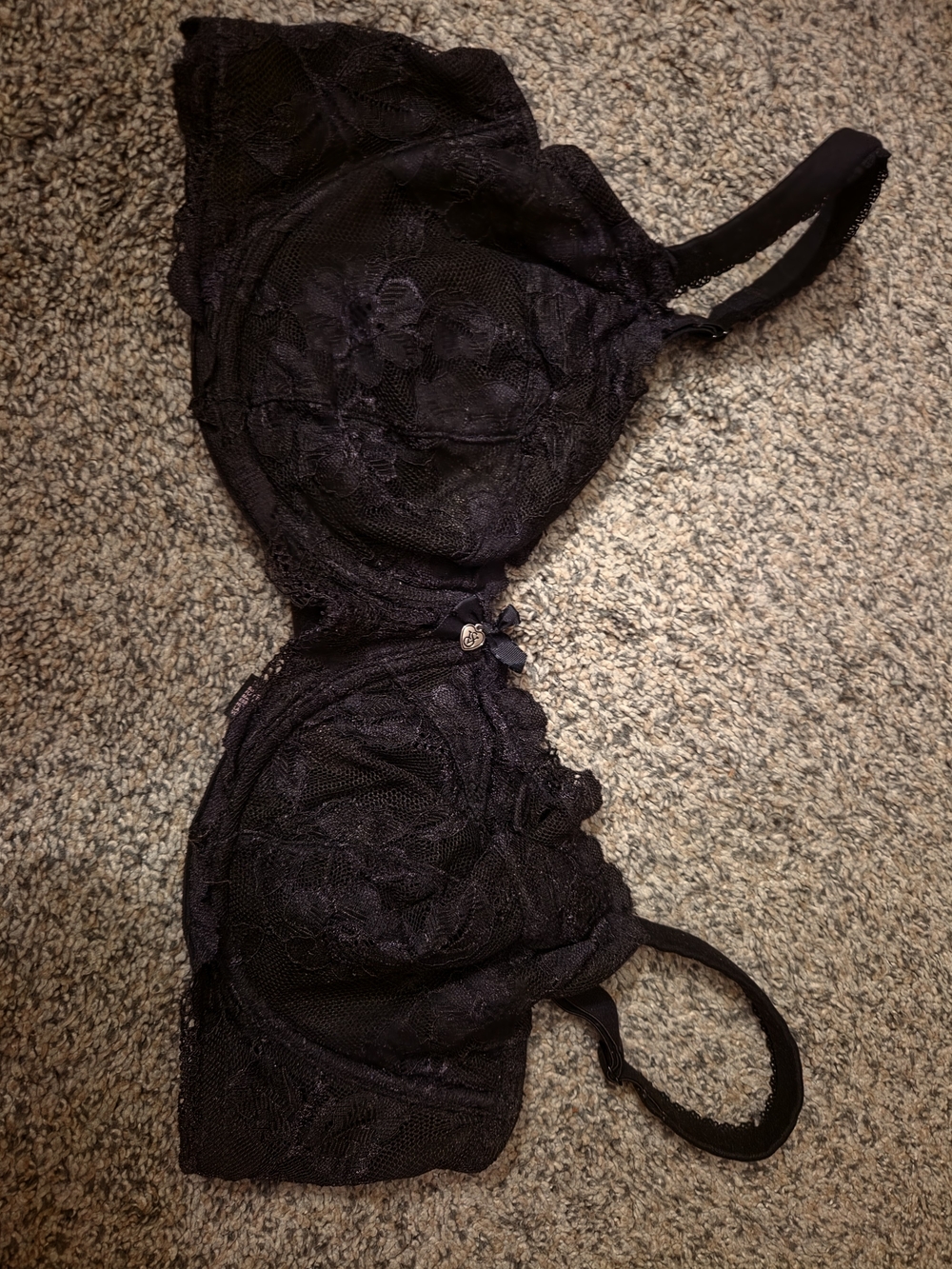 Victoria's Secret Black Floral Lace Underwire Bra